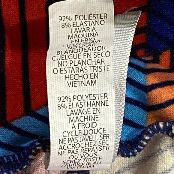 LulaRoe Tall & Curvy Multicolor Triangle Geometric Print Leggings - Picture 6 of 11